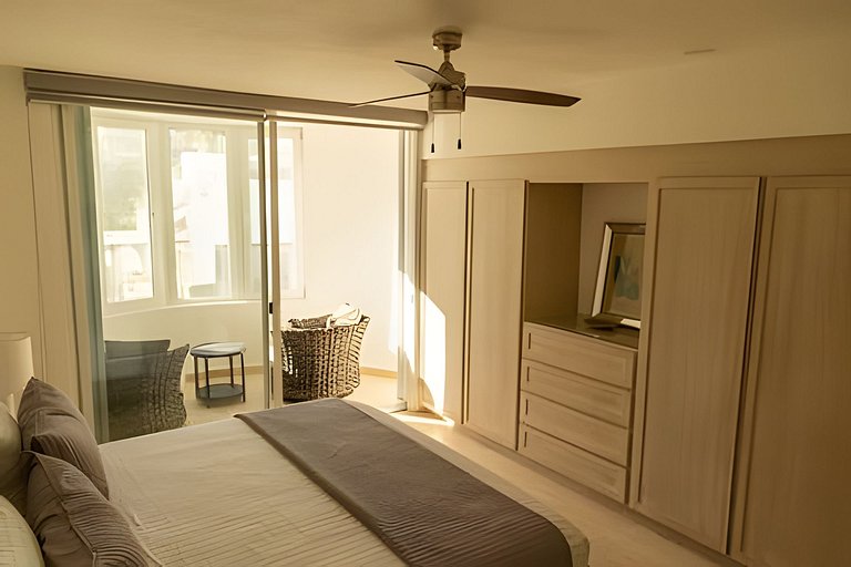 Dúplex en segunda planta con terraza privada