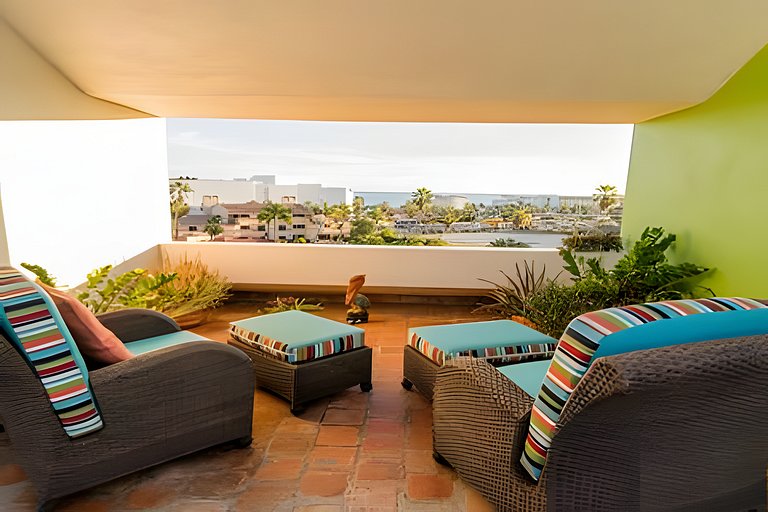 Dúplex con vistas panorámicas y azotea privada