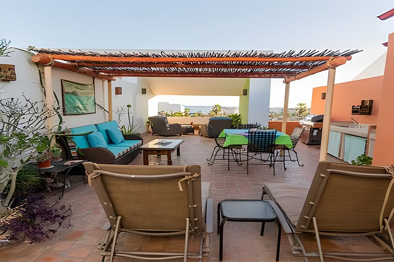 Dúplex con vistas panorámicas y azotea privada