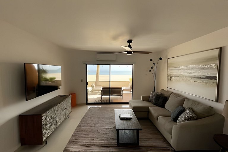 Condominio con Acceso Directo a la Playa