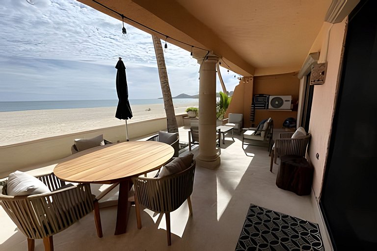 Condominio con Acceso Directo a la Playa