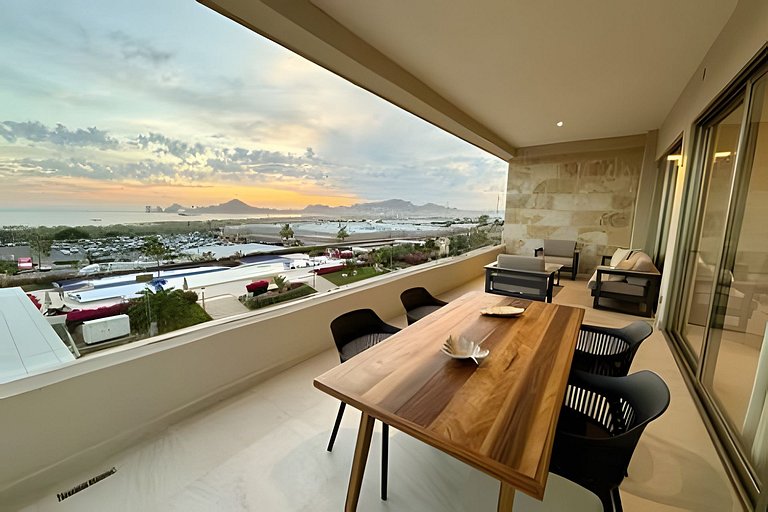 Condominio Luminoso y Espacioso con Vista al Arco