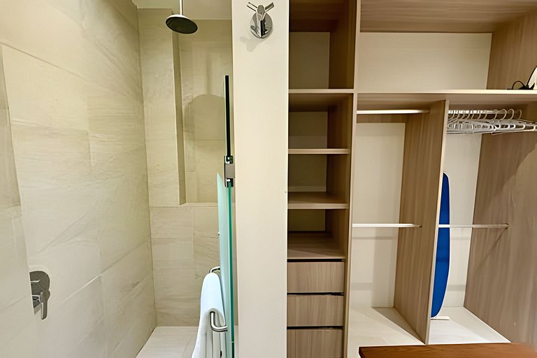 Condominio Luminoso y Espacioso con Vista al Arco