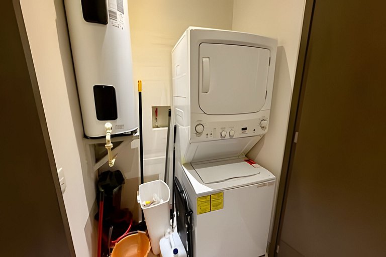 Condominio Luminoso y Espacioso con Vista al Arco