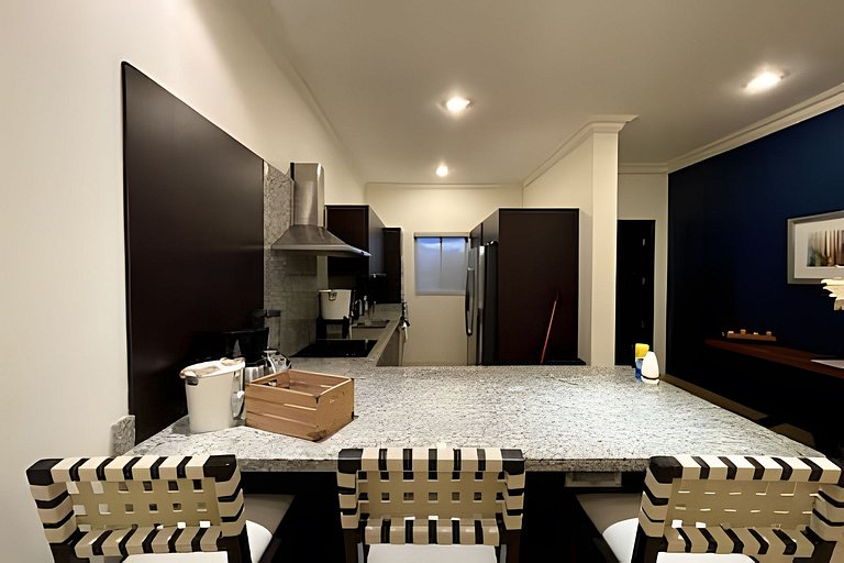 Condominio A Pasos de la Playa y Marina