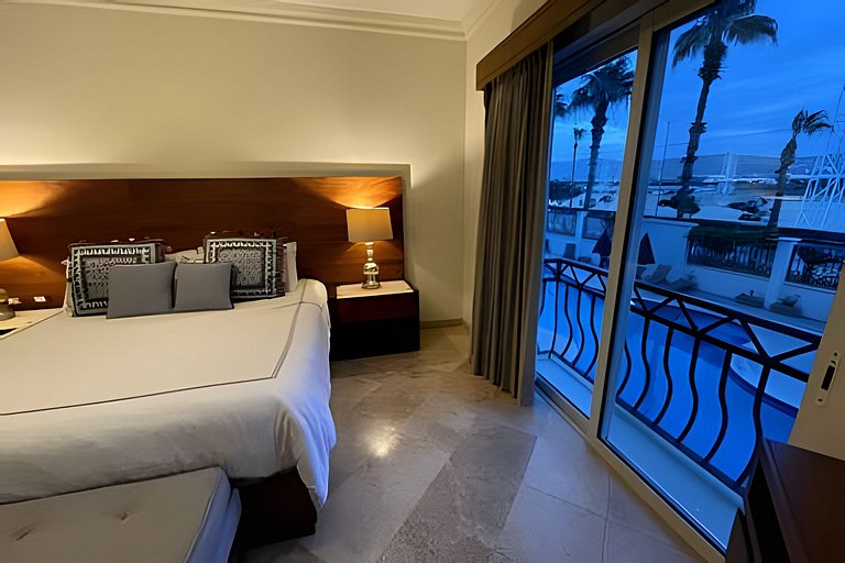 Condominio A Pasos de la Playa y Marina