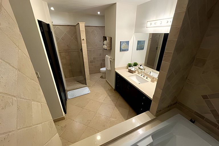 Condominio A Pasos de la Playa y Marina