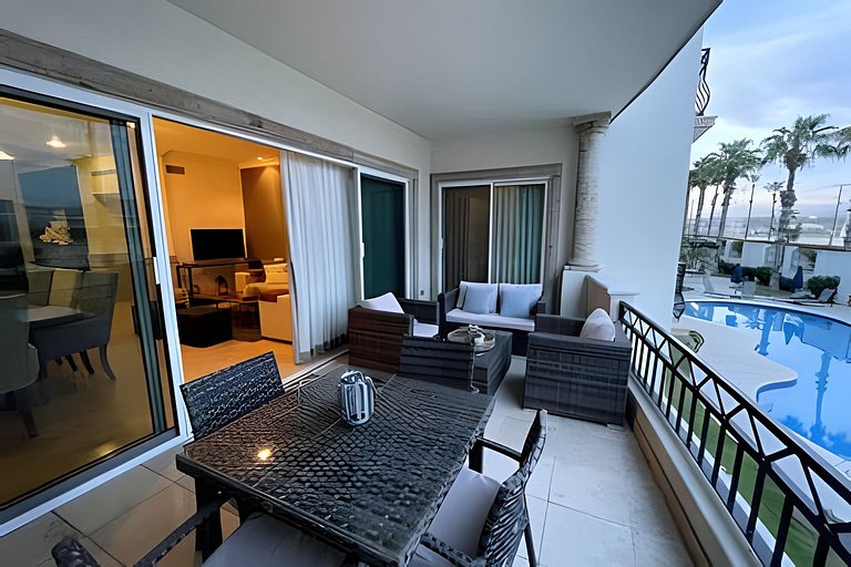 Condominio A Pasos de la Playa y Marina