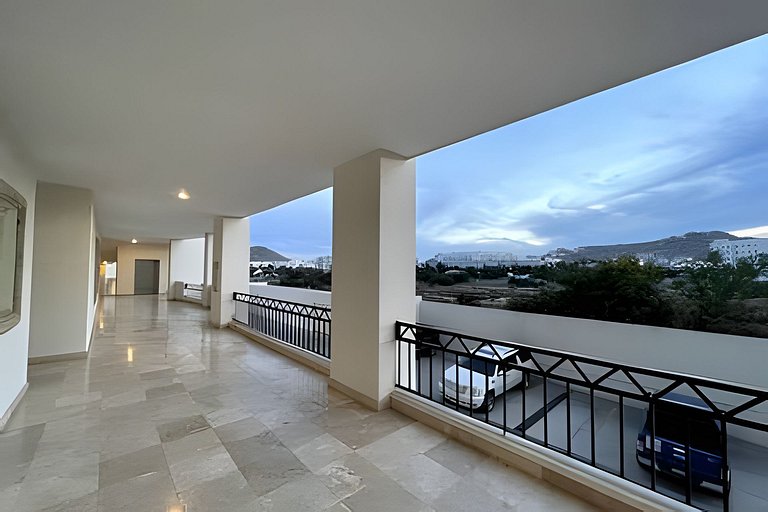 Condominio A Pasos de la Playa y Marina