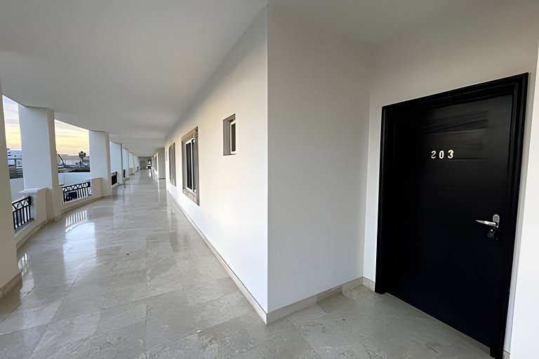 Condominio A Pasos de la Playa y Marina