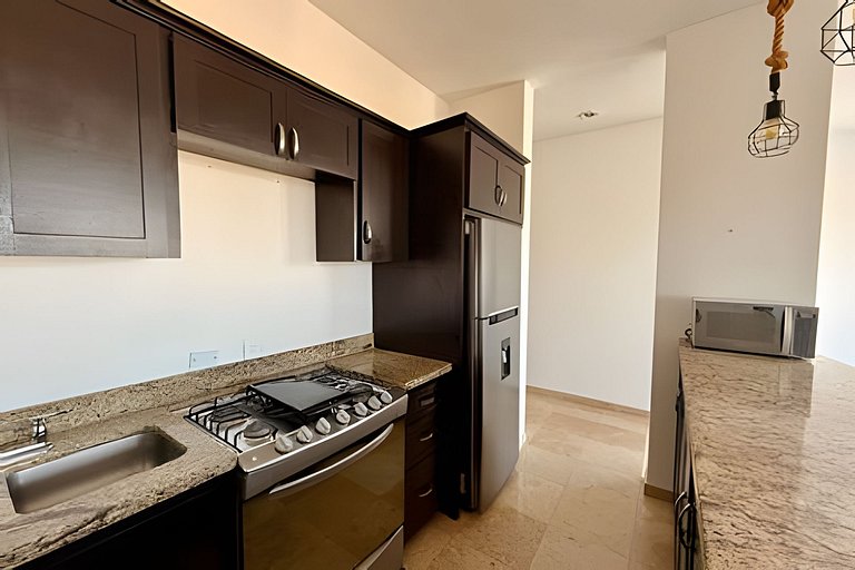 Condo Familiar con Vista al Mar