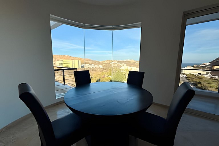 Condo Familiar con Vista al Mar